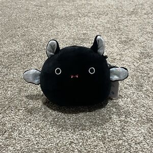🦇 Emily All Black Bat Silver Wings & Ears OG Tag HTF Halloween Squishmallows 5”